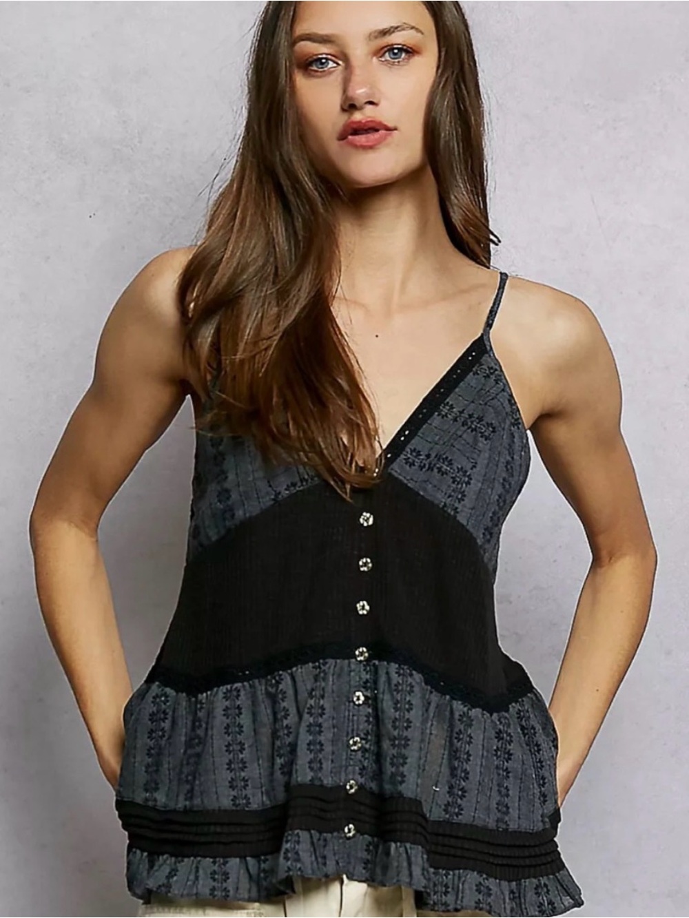 POL Black and Charcoal Patterned Button-Front Camisole